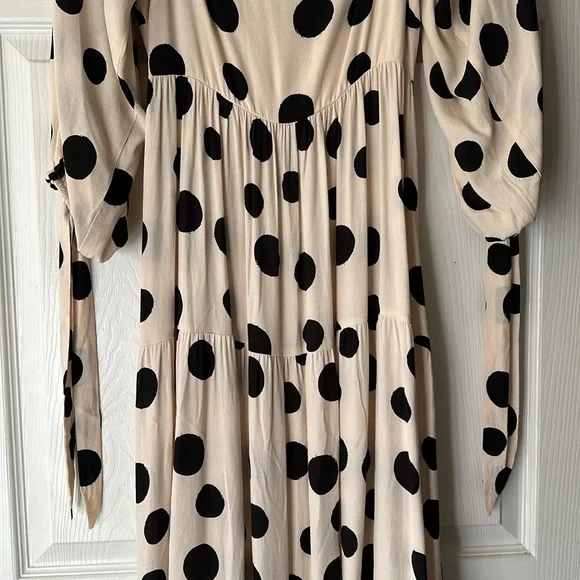 Kivari Polka Dot Midi Dress S